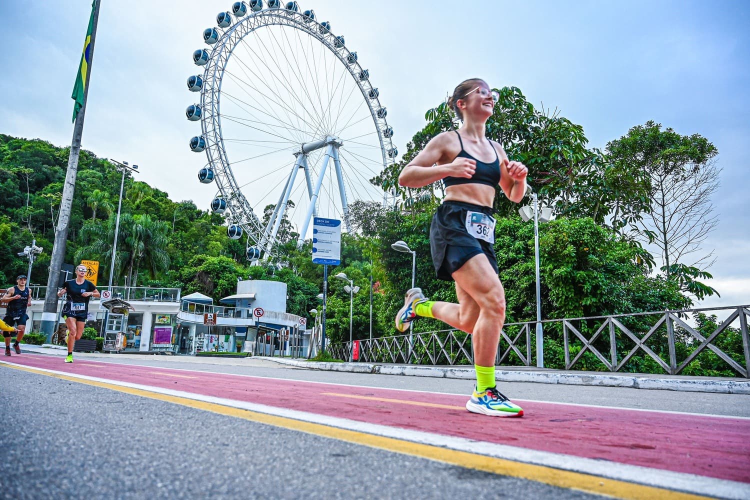 Foto 2 — Janice Szostak